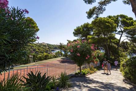 Résidence Apparts Hotel Giens, Hyère, Var - Le Provençal